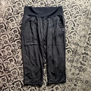 Lululemon Post Power Crop